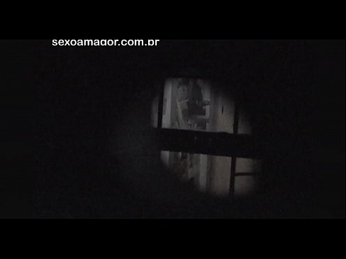 ❤️ Blondie és gravada en secret per un voyeur del barri amagat darrere de maons buits ❤️❌ Porno al ca.justindianpornx.ru ❤